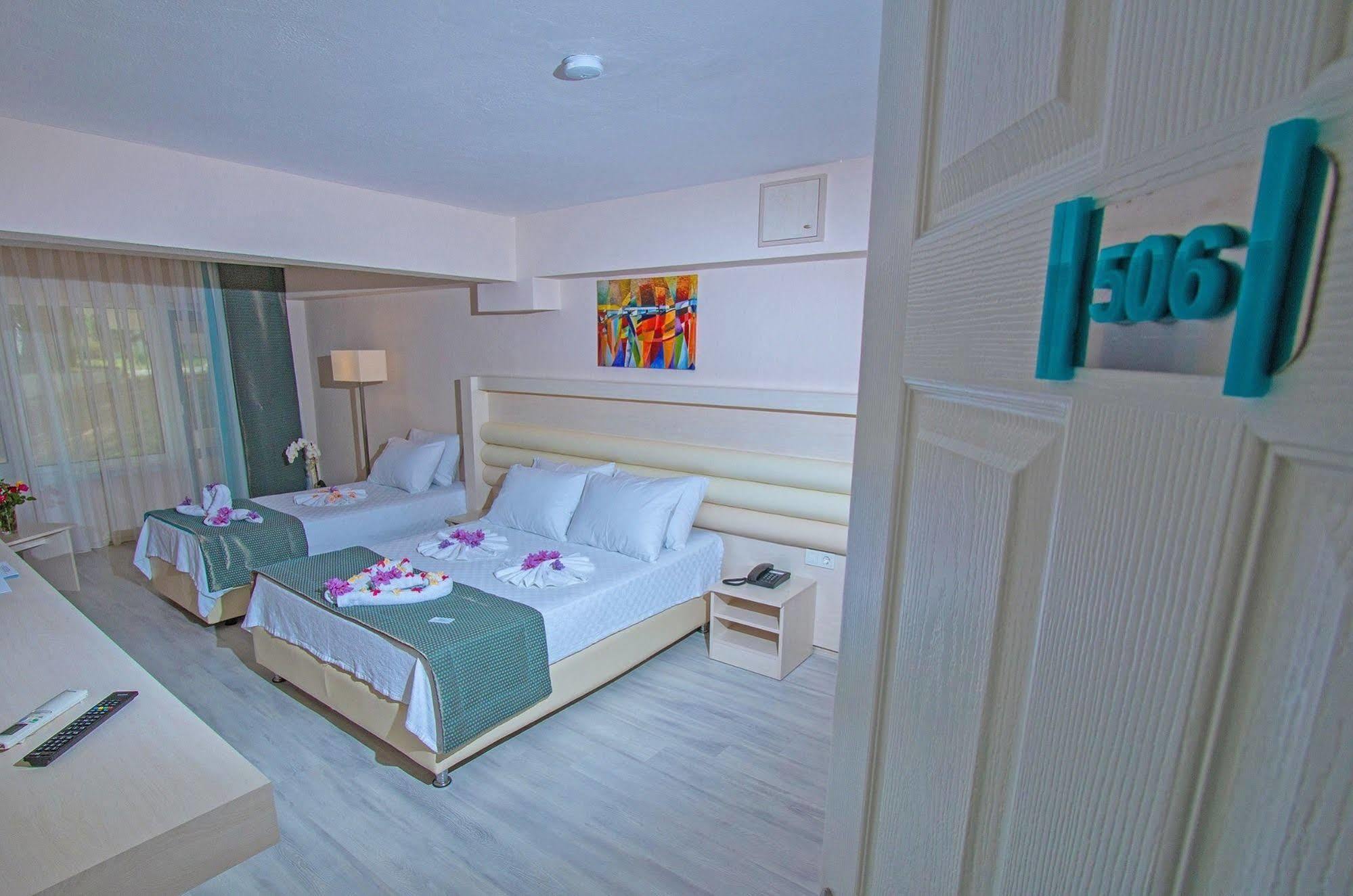 Capre Mare Beach Resort Дідім Екстер'єр фото